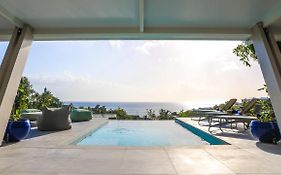 Villa 5* avec piscine et vue mer exceptionnelle